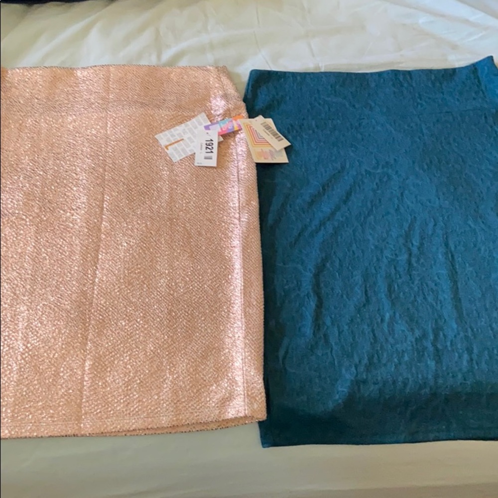 Bundle of 2 NWT Textured Cassie Lularoe Skirts